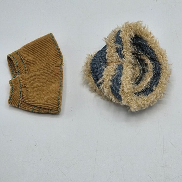 Bratz Doll Y2K Style Denim Bucket Hat & Retro Corduroy Mini Skirt Outfit Set - Picture 5 of 5